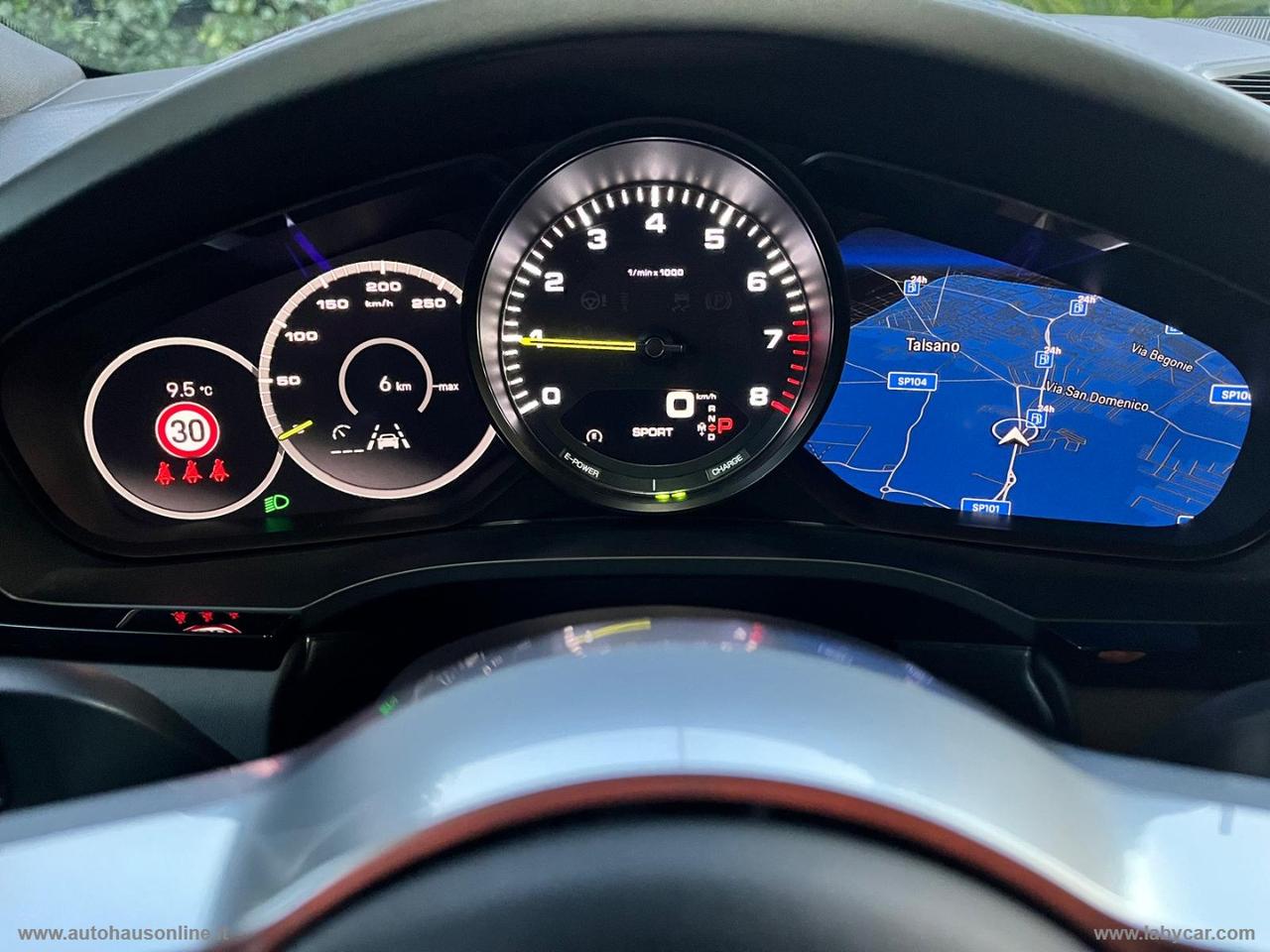 PORSCHE Cayenne Coupé 3.0 V6 Platinum Edition