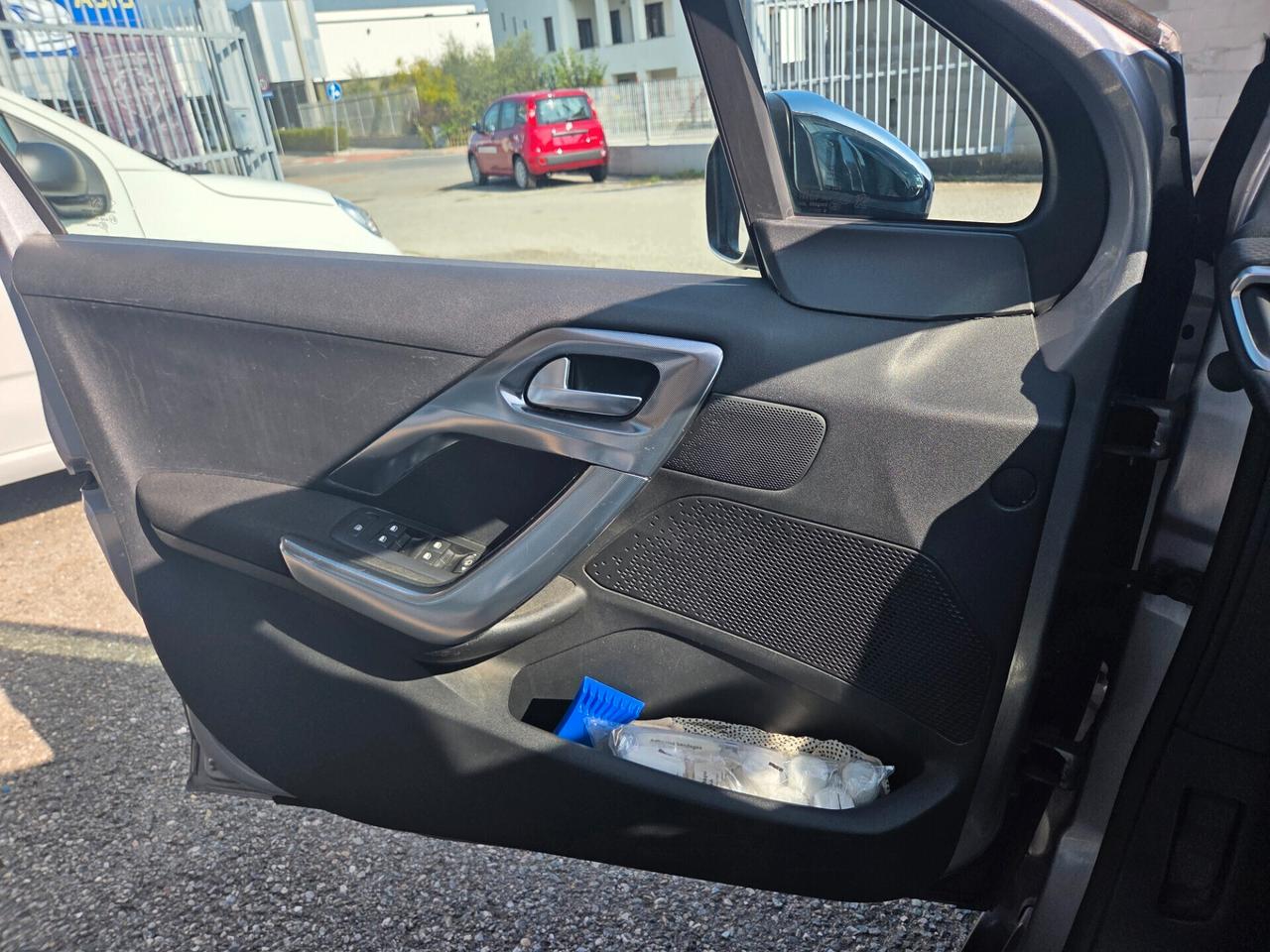 Peugeot 2008 ALLURE BLUE HDI 120 CV NESSUN OBBLIGO FINANZIARIO !!