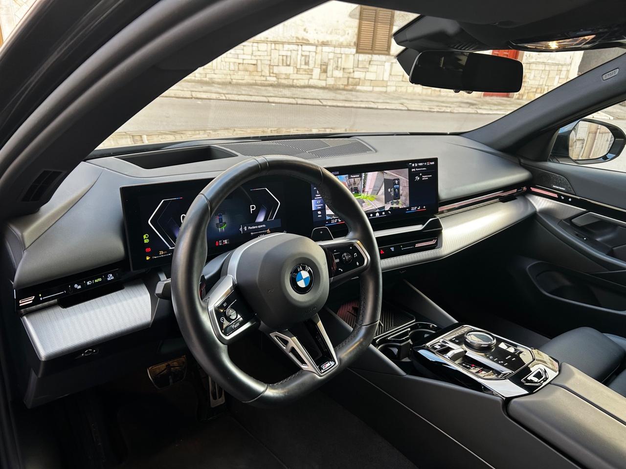 Bmw 520d 48V xDrive Touring Msport Pro Black Sapphire