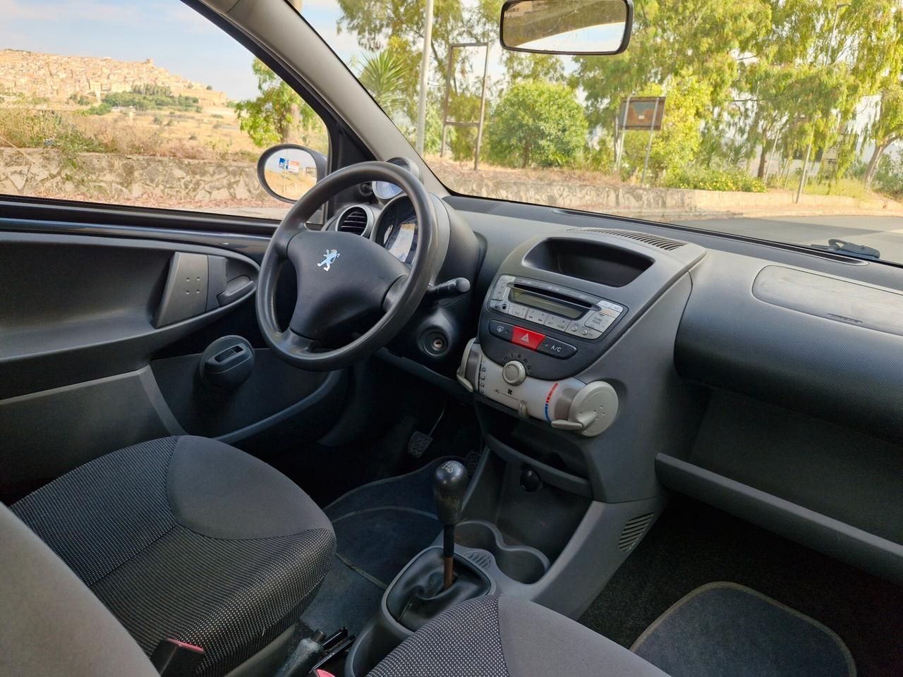 Peugeot 107 1.4 HDi 5p. Sweet Years