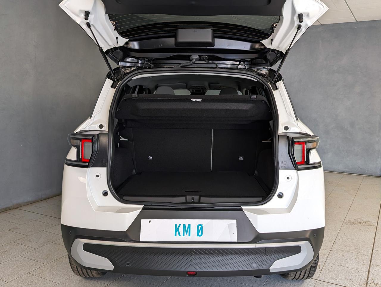 Citroen 1.2 Hybrid 145cv edcs6 Max