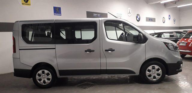 RENAULT Trafic PASSENGER 2.0 BLUE dCi 150CV EQUILIBRE 9 POSTI