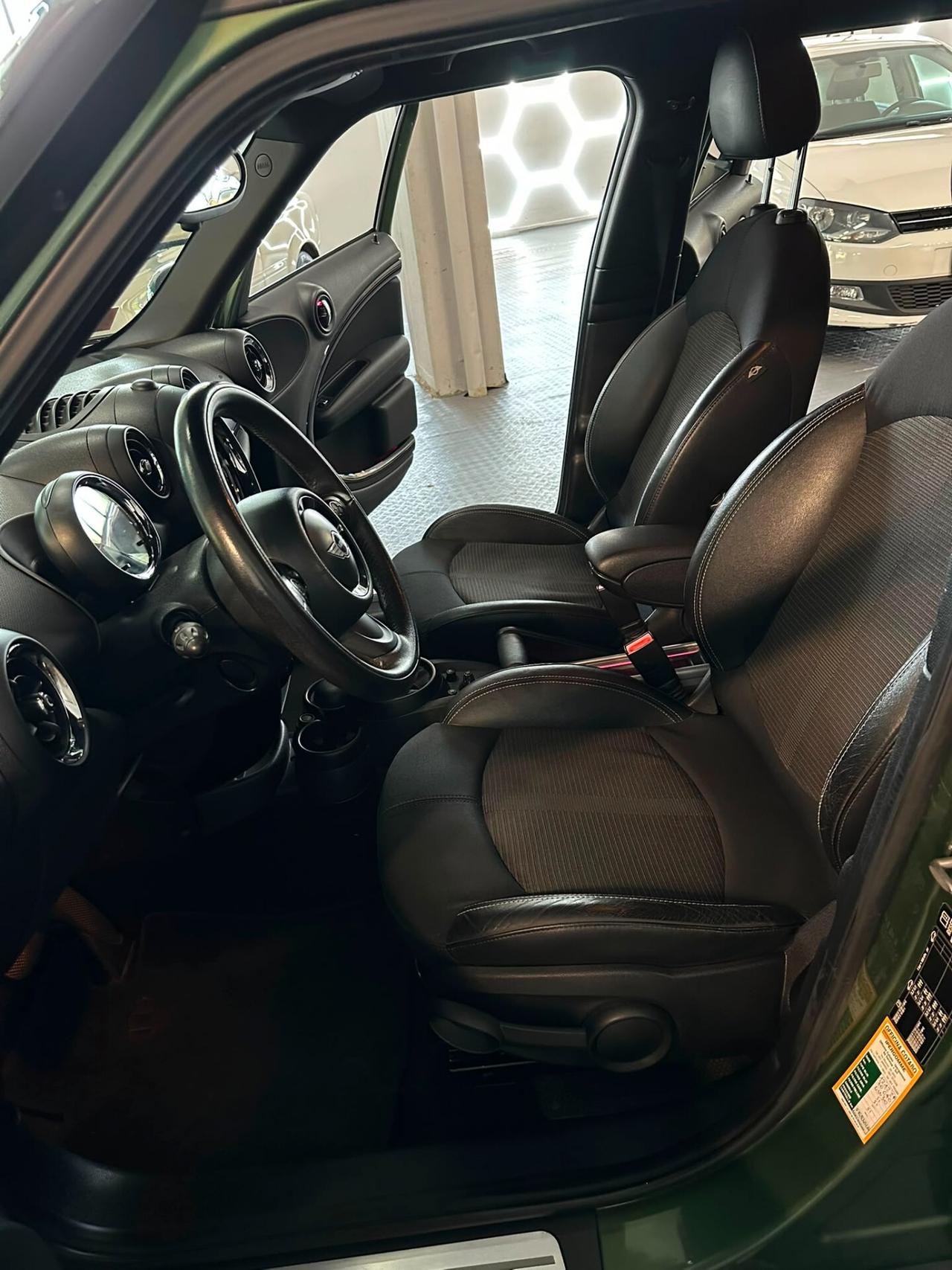 Mini Cooper D Countryman 2.0 ALL4 Automatica