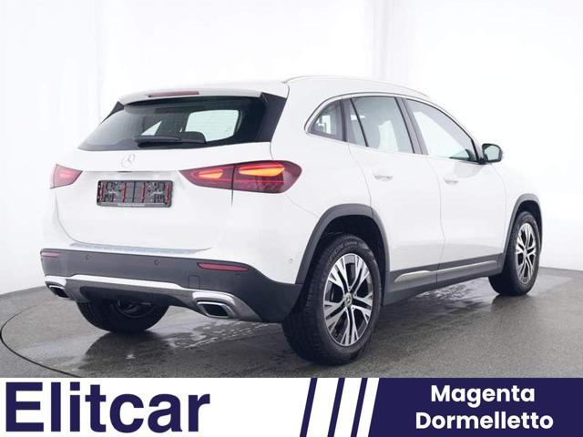 MERCEDES-BENZ GLA 180 Automatic Progressive Advanced