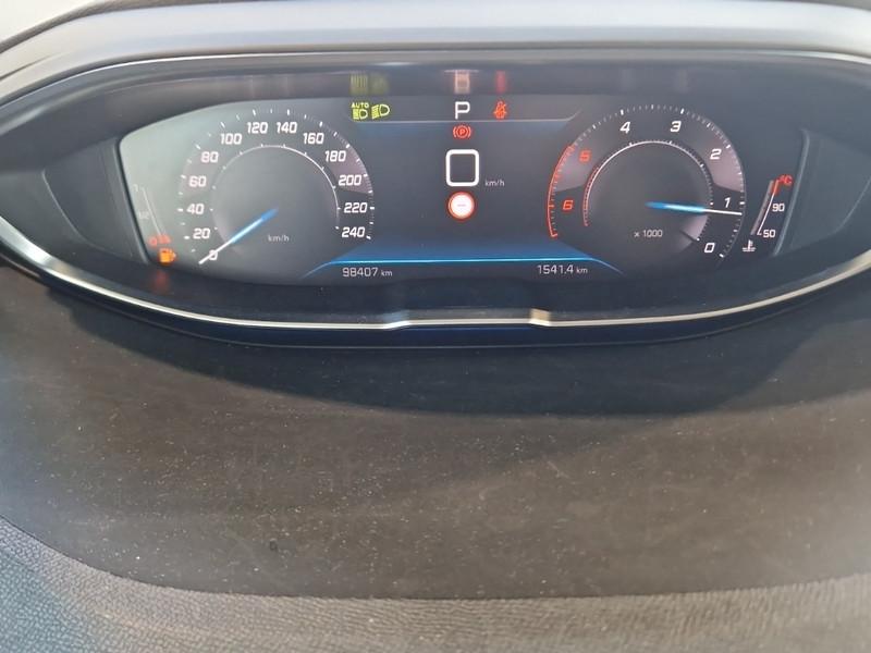 PEUGEOT 3008 BLUEHDI 130 EAT8 SES ALLURE PACK SUV