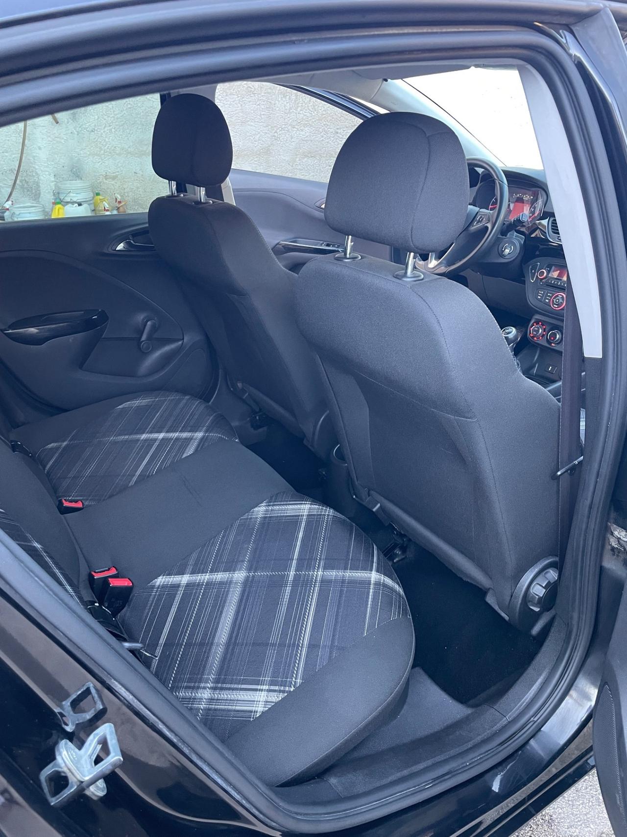Opel Corsa 1.2 5 porte sport Full optional dal nord Italia