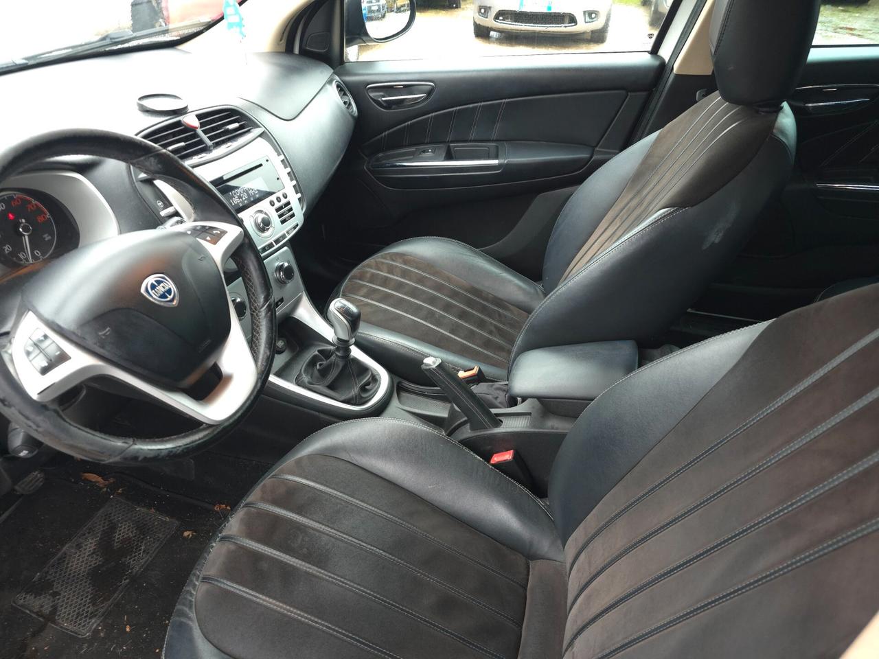 Lancia Delta 1.4 T-Jet 120 CV Platino Ecochic GPL