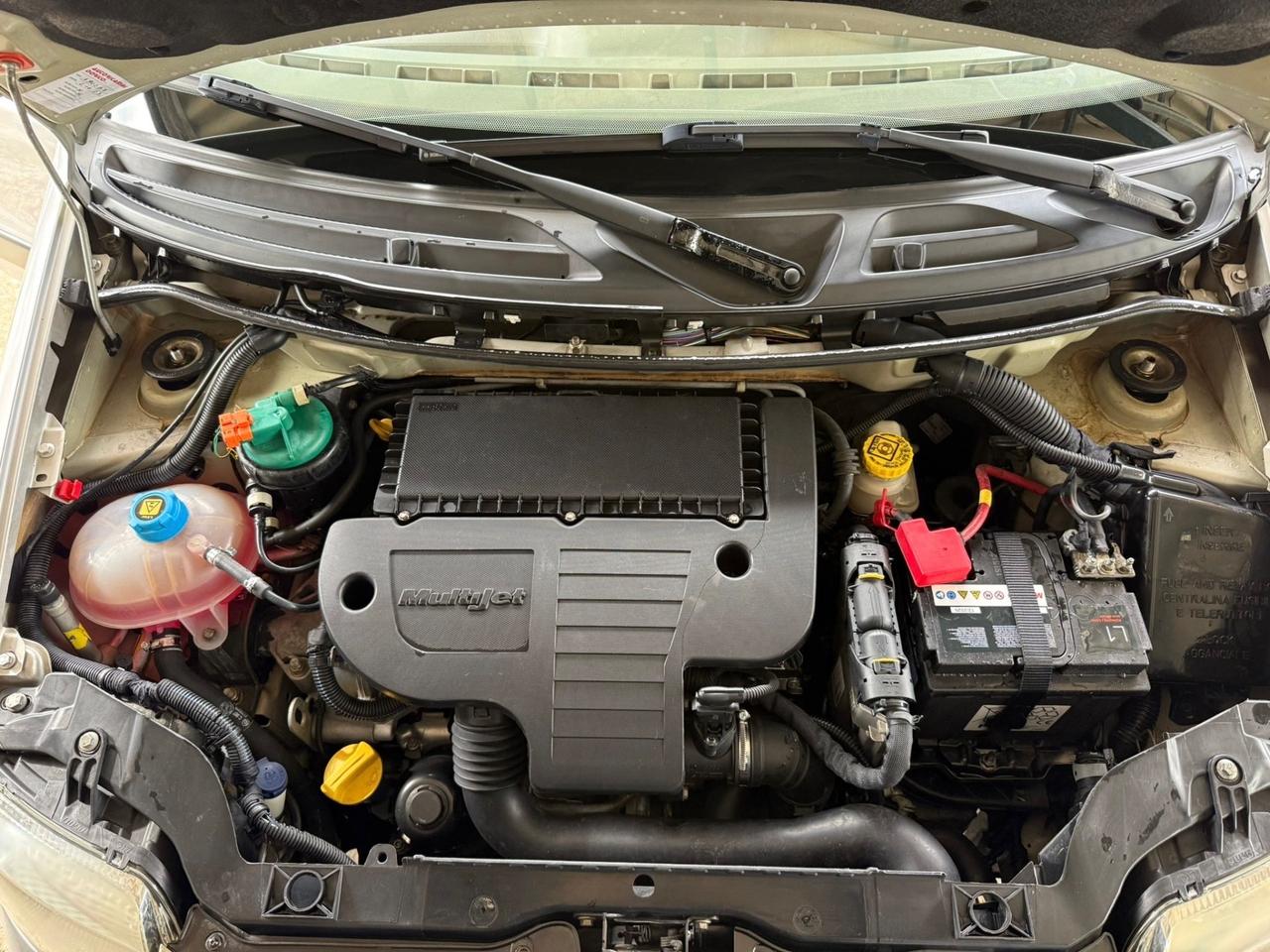 Fiat Panda 4x4 Diesel 1.3 MJT Uniproprietà NEOPATENTATI