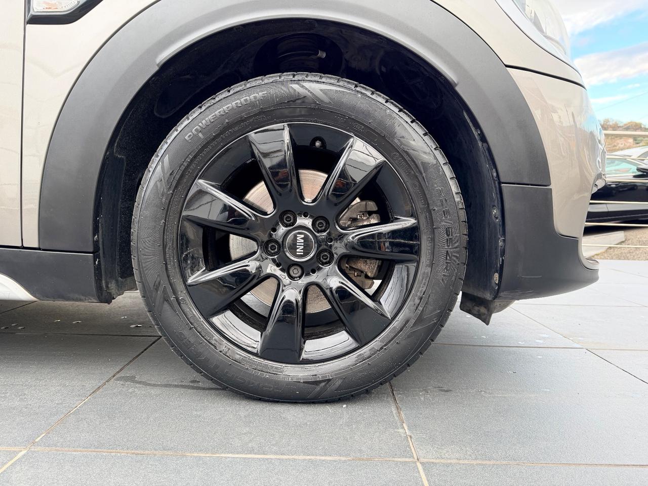 Mini Cooper D Countryman 2.0 Business Automatica