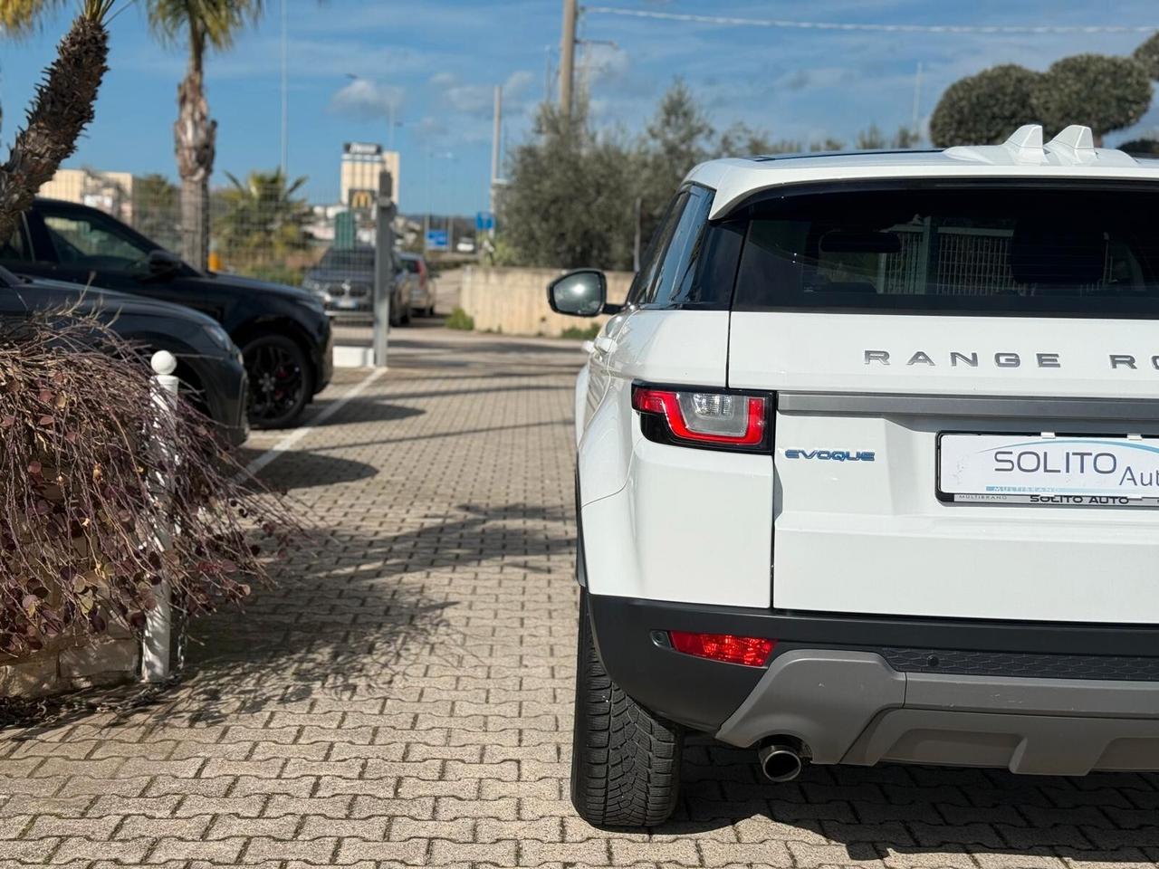 Range Rover Evoque 2.0 TD4 150 CV 5p. SE Bicolo *Tetto