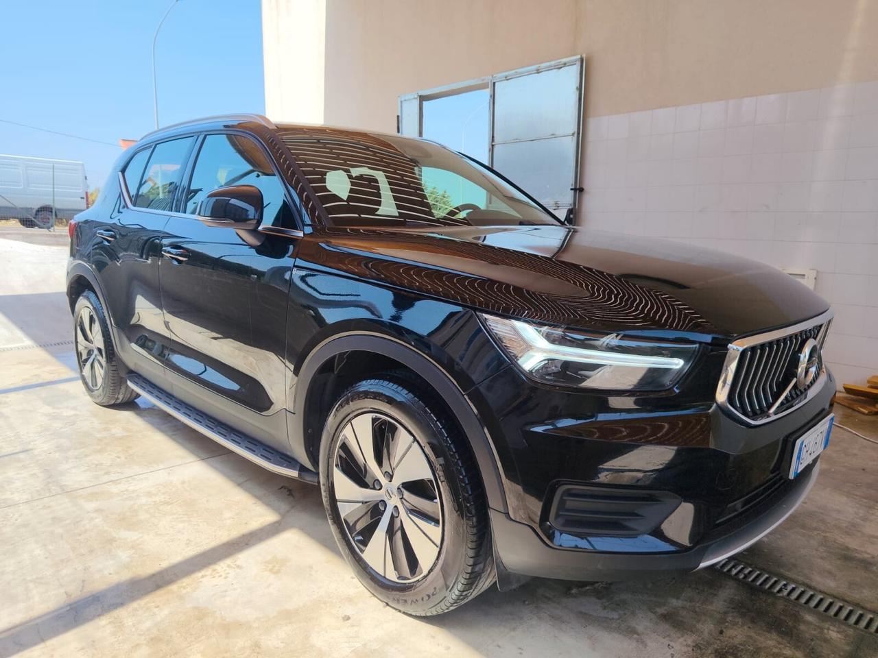 Volvo XC40 T4 Plus Dark VAN