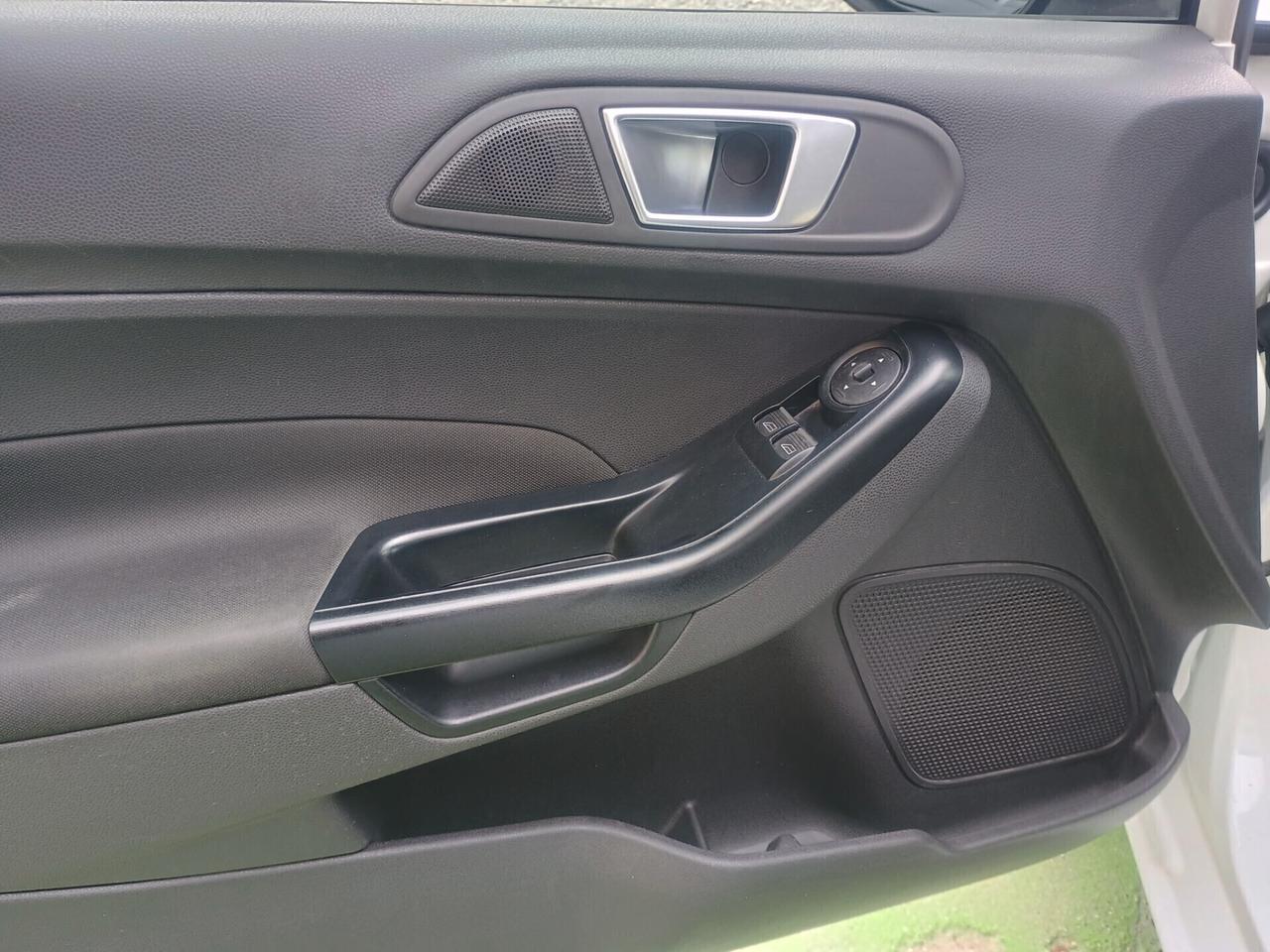 Ford Fiesta 1.4 3 porte Bz.- GPL NEOPATENTATI
