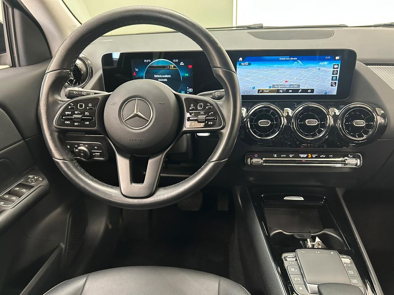 MERCEDES BENZ GLA 200 2022 Sport Plus auto