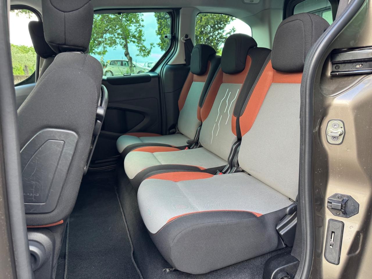 Peugeot Partner Tepee