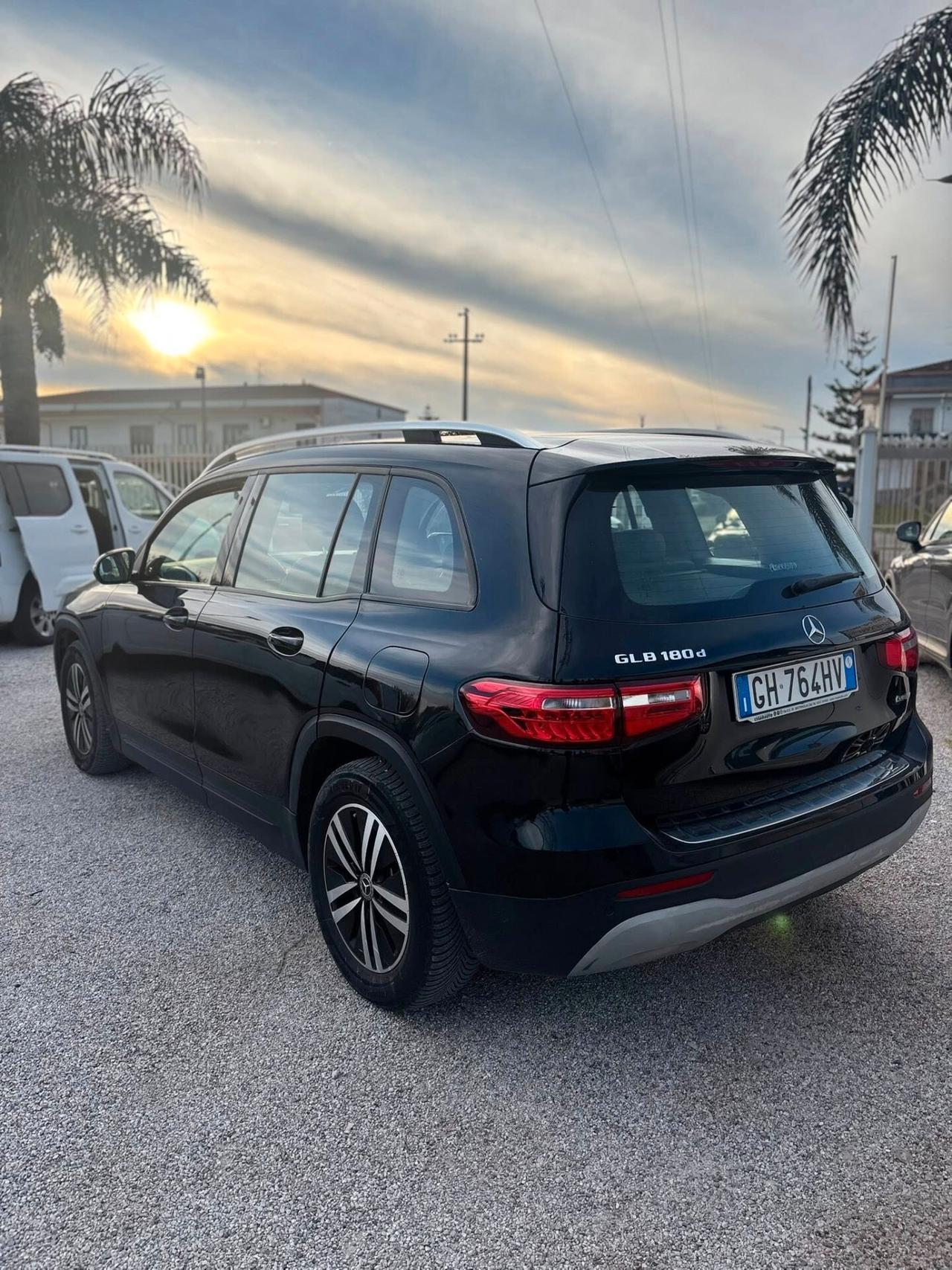 Mercedes-benz GLB 180 d Automatic Business