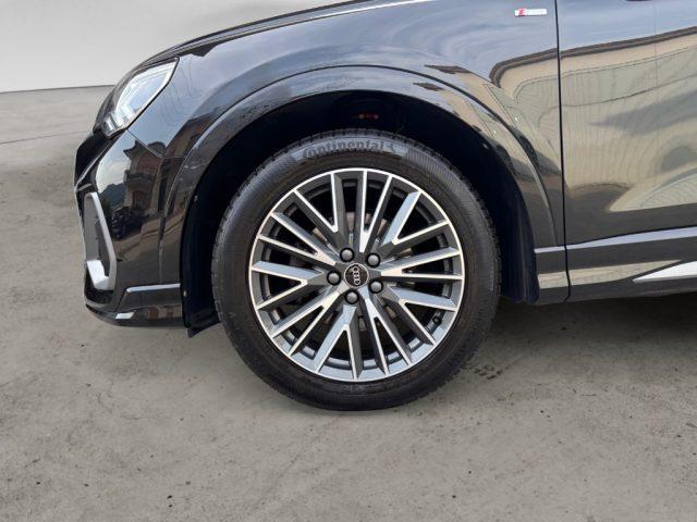 AUDI Q3 35 TDI S tronic S line edition