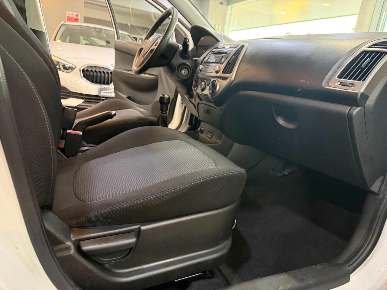 Hyundai i20 5p 1.2 Classic NEOPATENTATI !