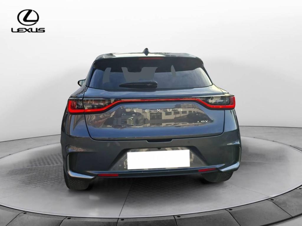 Lexus LBX 1.5 Hybrid Cool 4WD