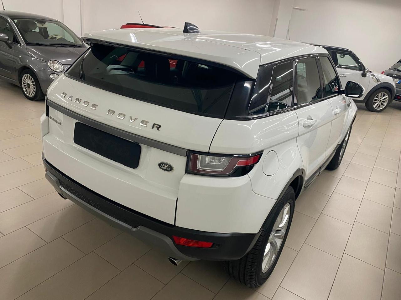 Land Rover Range Evoque 2.0 TD4 150 CV 5p. Pure
