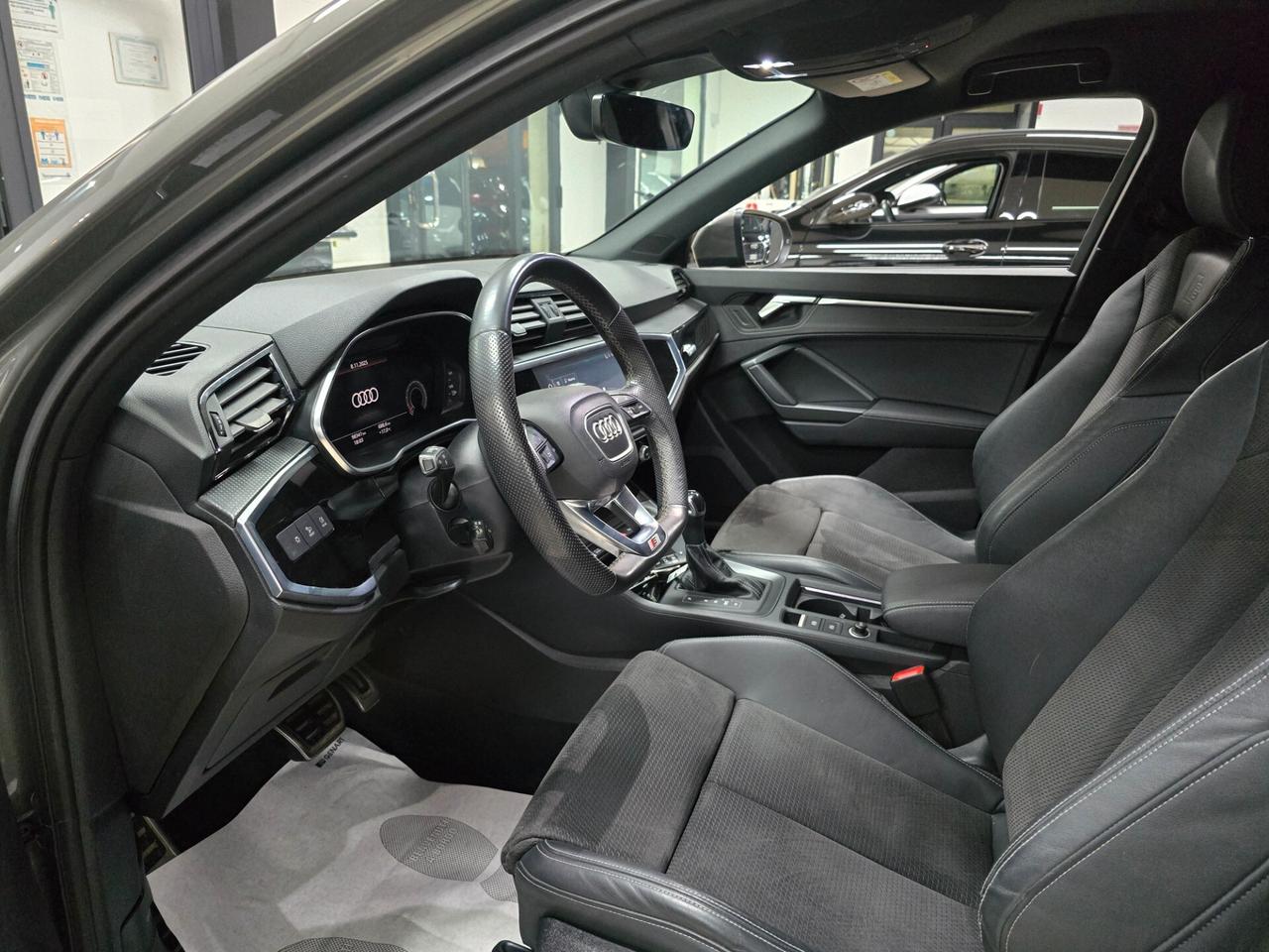 Audi Q3 SPB 35 TDI S tronic line