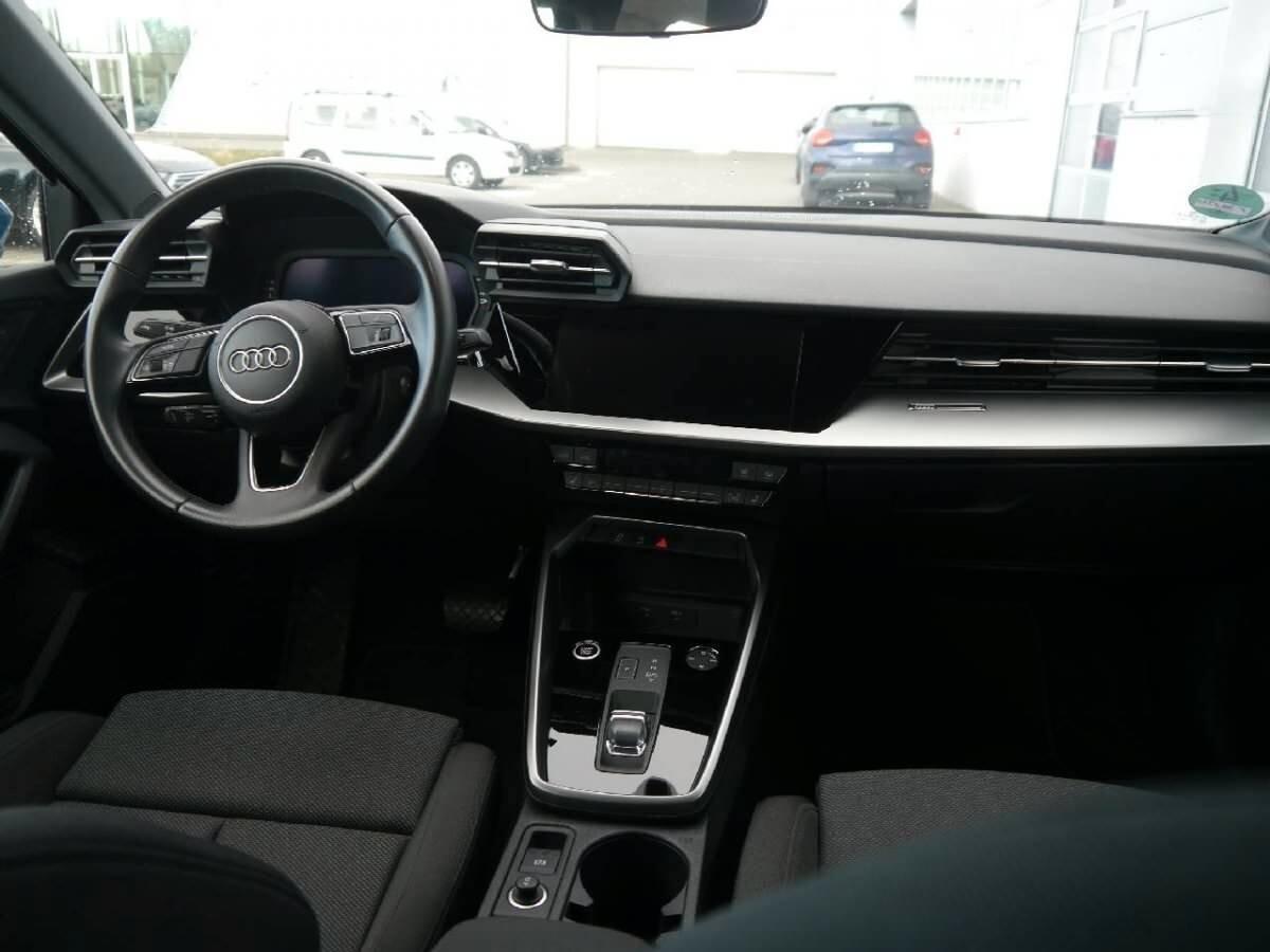 Audi A3 SPORTBACK 30 TDI Business Advanced * MATRIX * SEDILI SPORT. A GUSCIO