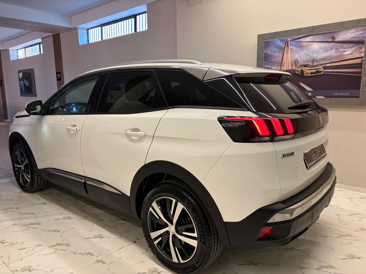 Peugeot 3008 BlueHDi 130 S&S EAT8 Allure