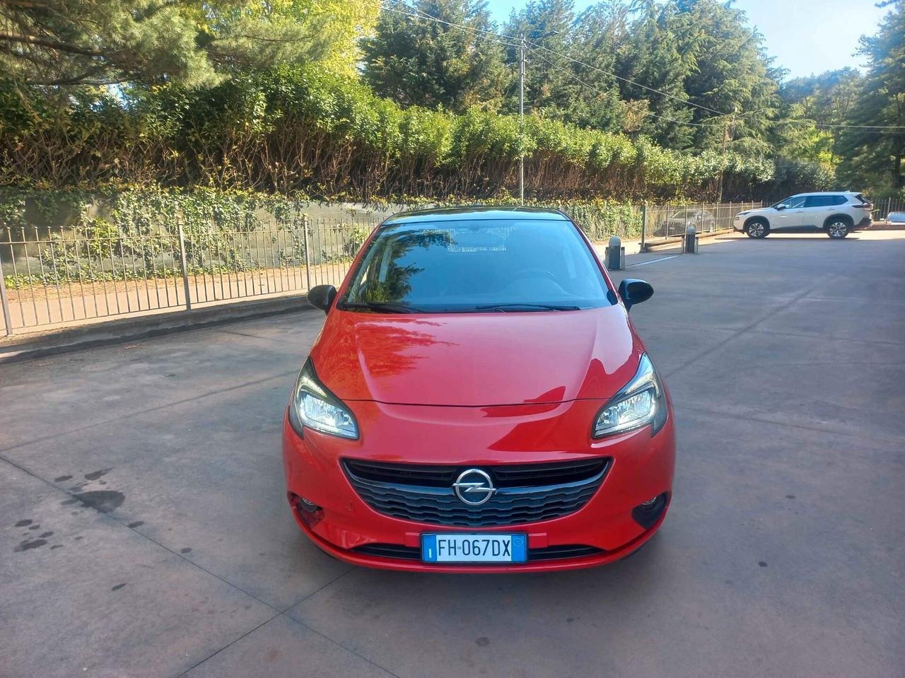 Opel Corsa 1.2 Coupé b-Color