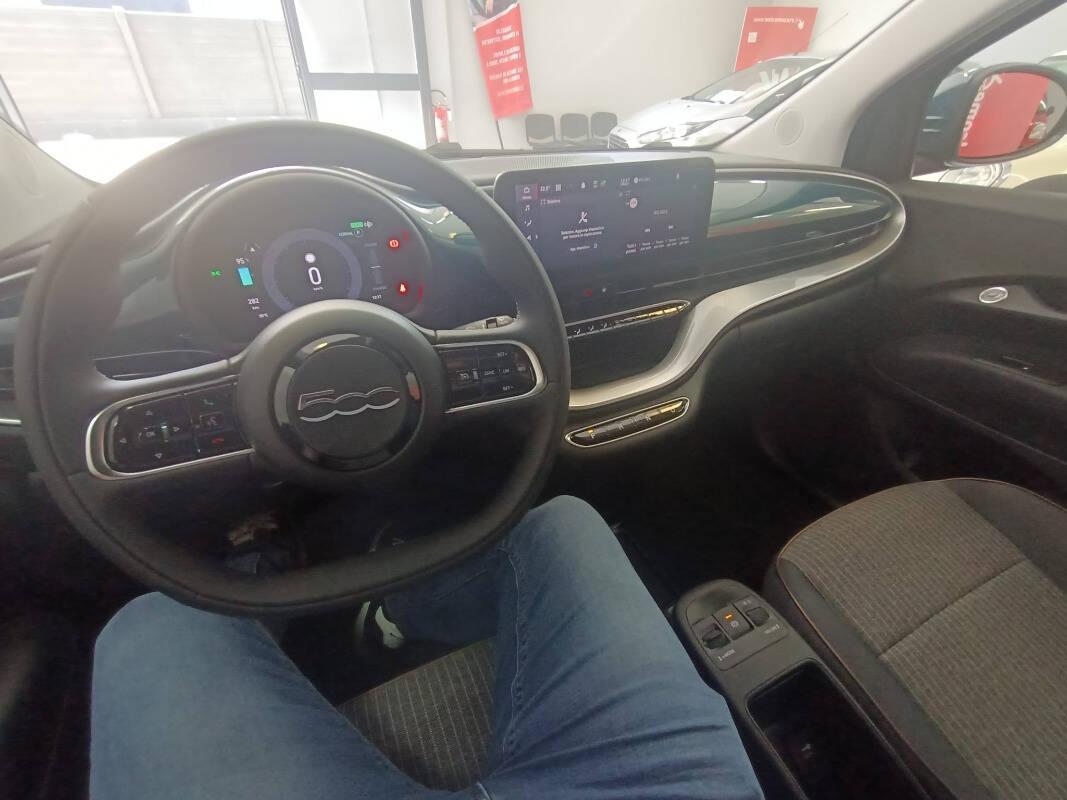 Fiat 500e 42 kWh La Prima