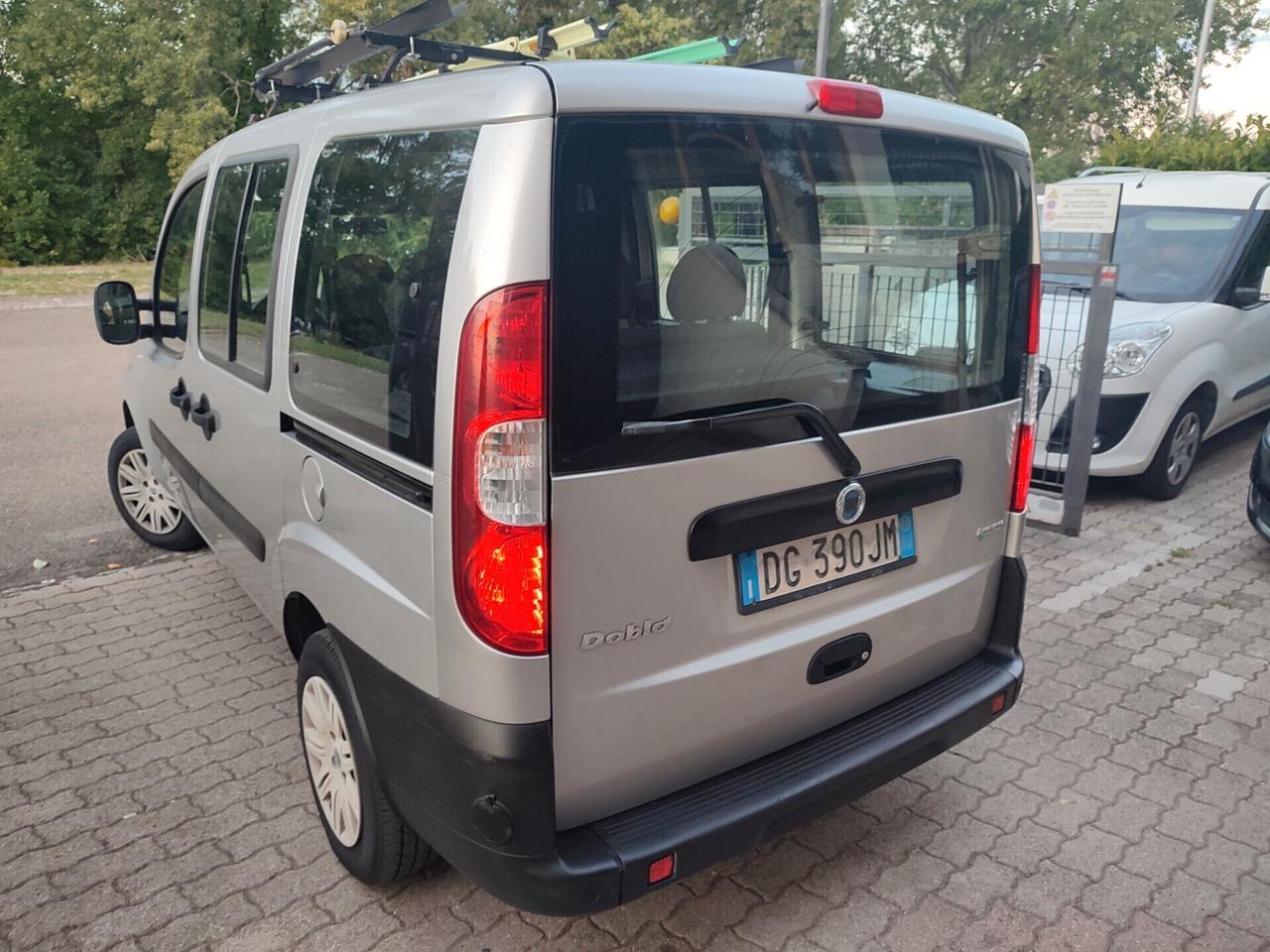 FIAT DOBLO 2007 A METANO DI CASA POCHI KM NUOVO