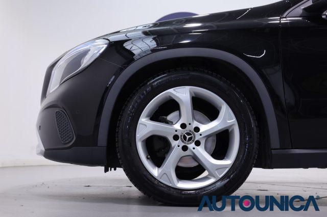 MERCEDES-BENZ GLA 200 D AUTOMATIC SPORT