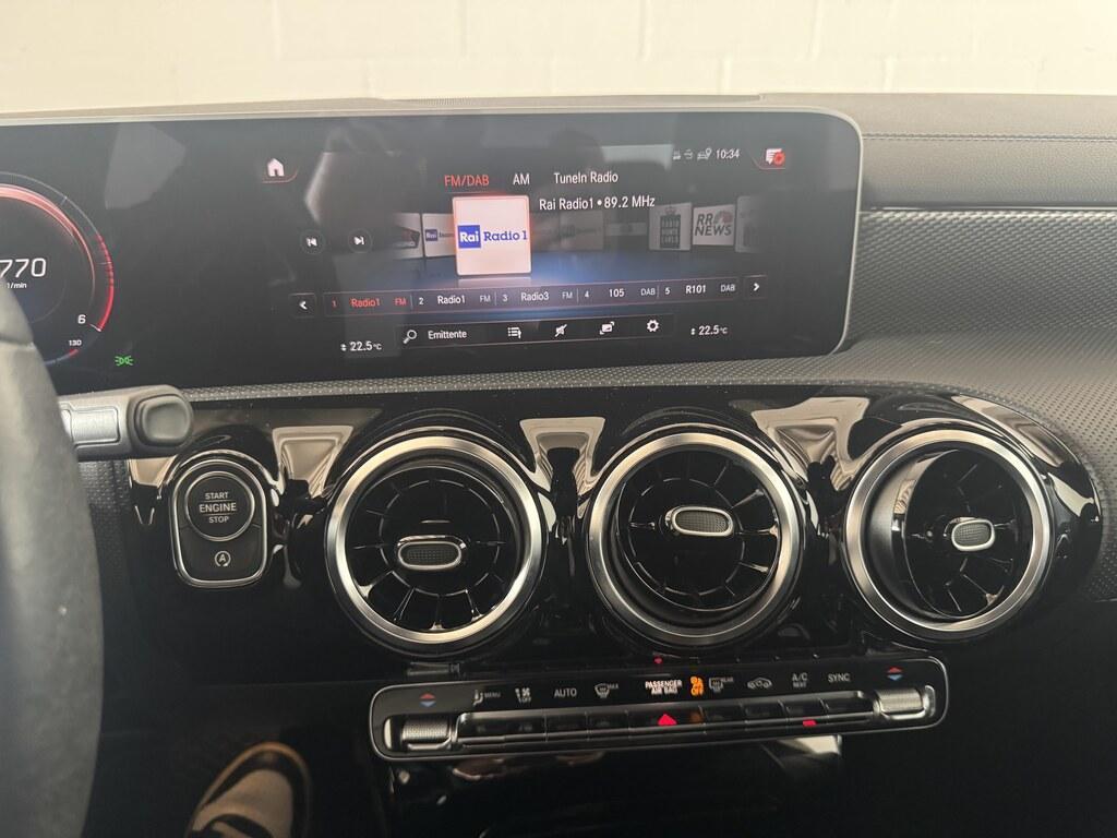Mercedes CLA 200 200 D Sport 8G-DCT