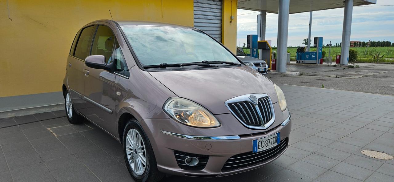 Lancia MUSA 1.4 Argento Ecochic GPL