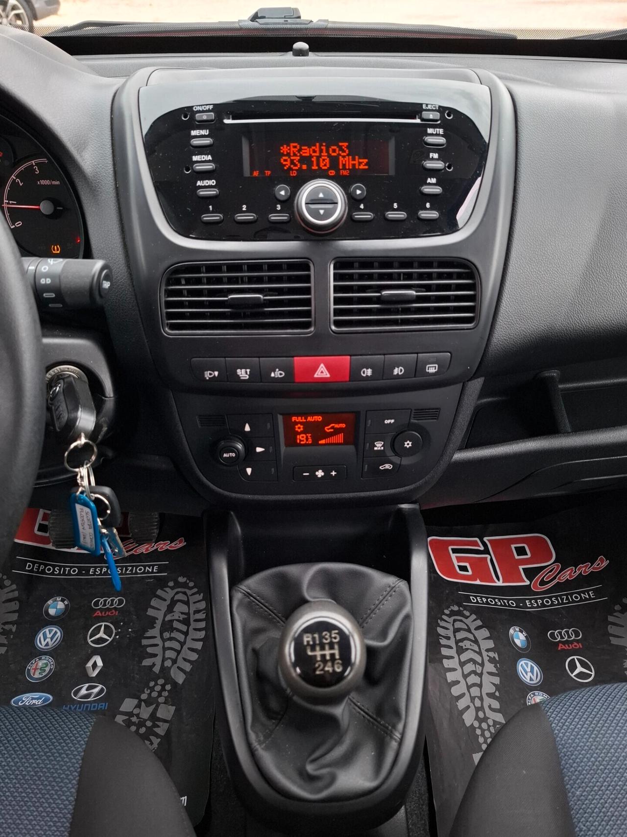 OPEL COMBO 1.6 MJT 120CV 5 POSTI-climatronic*