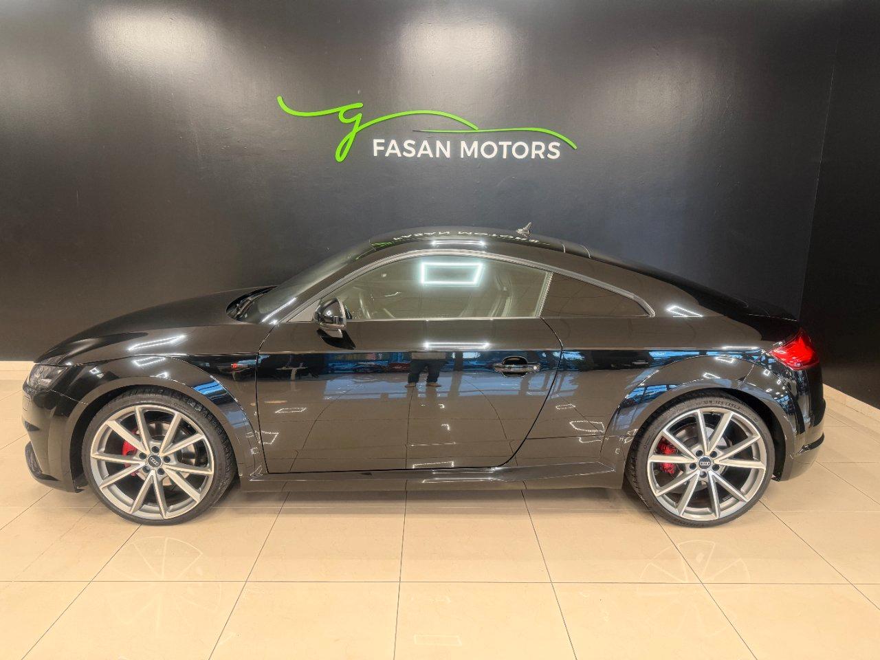 Audi TT Coupe 2.0 tfsi S line quattro s-tronic