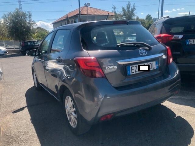 Toyota Yaris 1.4 D-4D 5 porte Lounge 2015