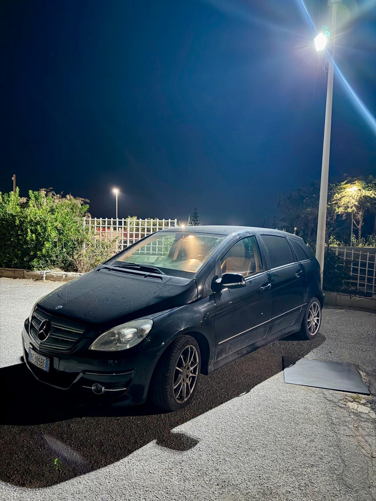 Mercedes-benz B 180 CDI *LEGGI INFO*