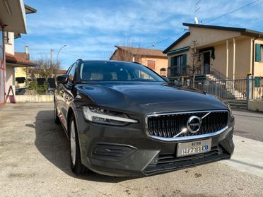 Volvo V60 B3 Geartronic Momentum Business - ELETTRICA/BENZINA