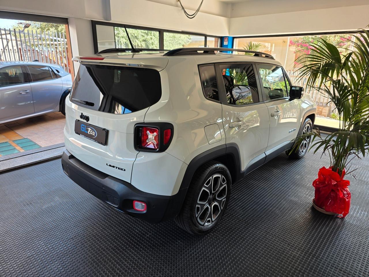 Jeep Renegade 1.6Mjt 120cv 2015 99000km finanz