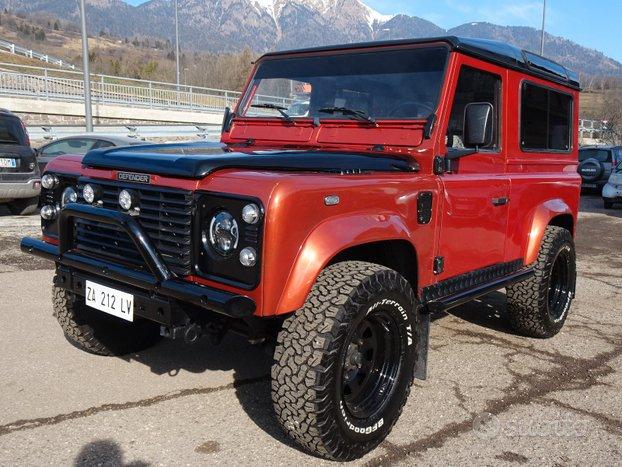 LAND ROVER Defender - 2000