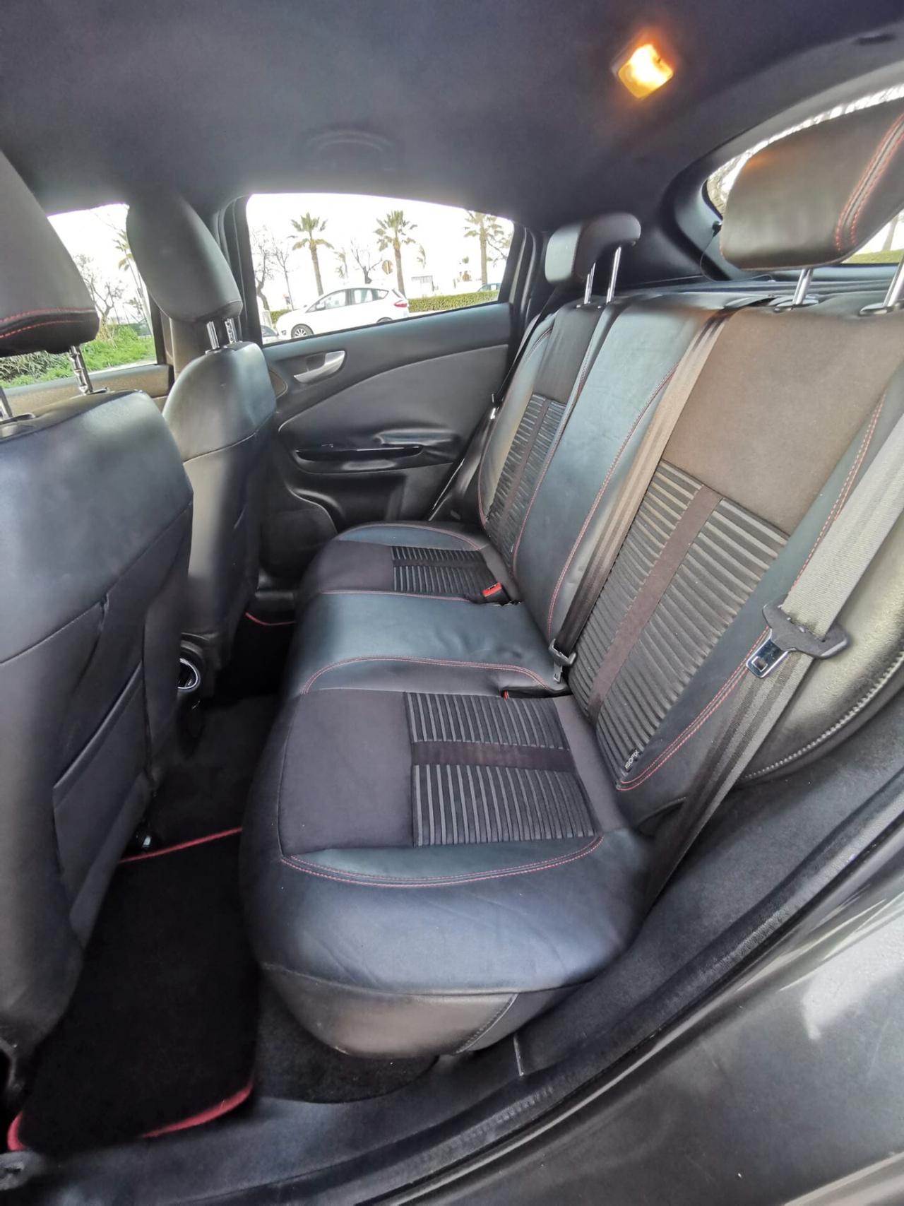 Alfa Romeo Giulietta 1.4 Turbo MultiAir Distinctive