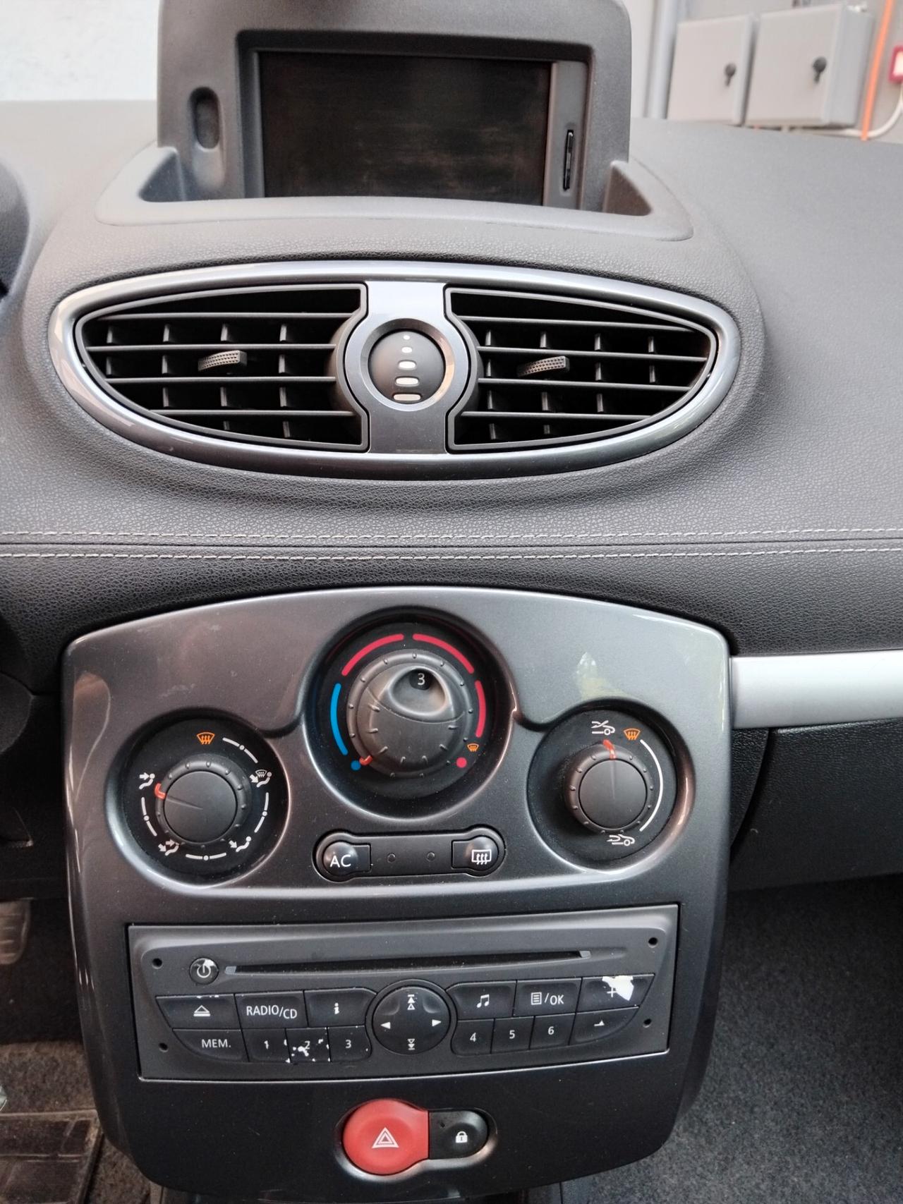 Renault Clio 1.2 gpl garanzia