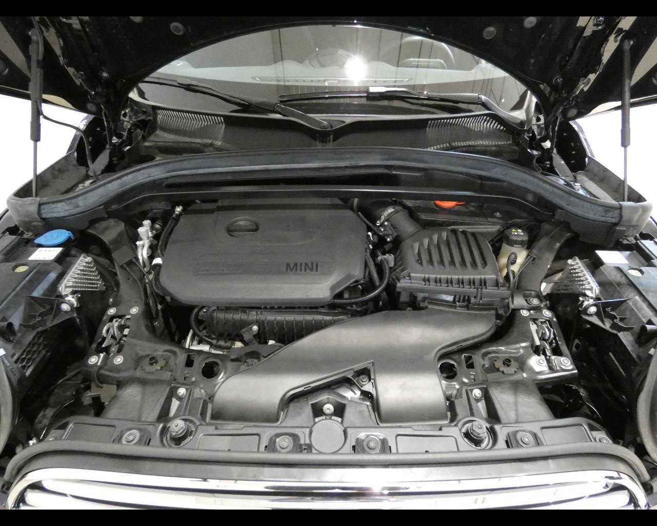 MINI Mini Countrym.(F60) - Mini 1.5 Cooper Business Countryman