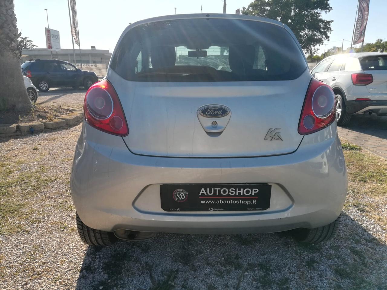 FORD - Ka - 1.2 8V 69CV Titanium - NEOPATENTATI - FINANZIABILE