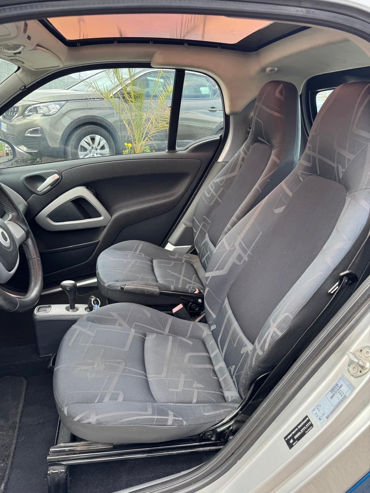 Smart ForTwo 1000 52 kW coupé pure