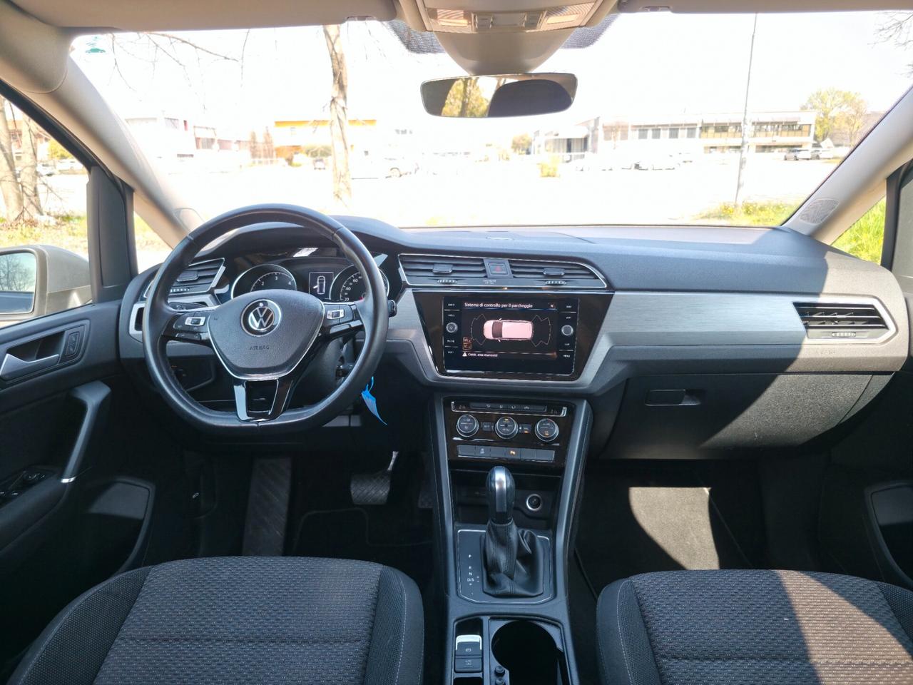 Volkswagen Touran 7 Posti 2.0 TDI 150 CV SCR DSG Executive BlueMotion Tech. TAGLIANDI UFFICIALI