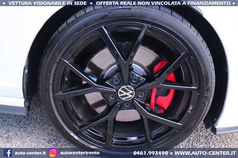 Volkswagen Golf 8.5 GTI DSG 2.0 TSI 19 Black Pack IQ.LIGHT