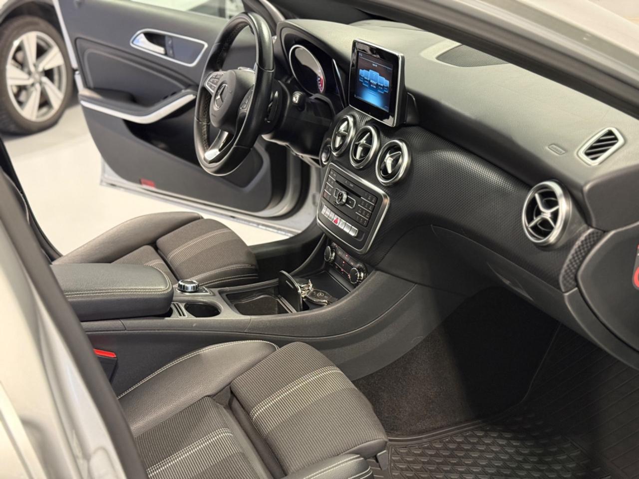 Mercedes-benz A 160 d Automatic Premium