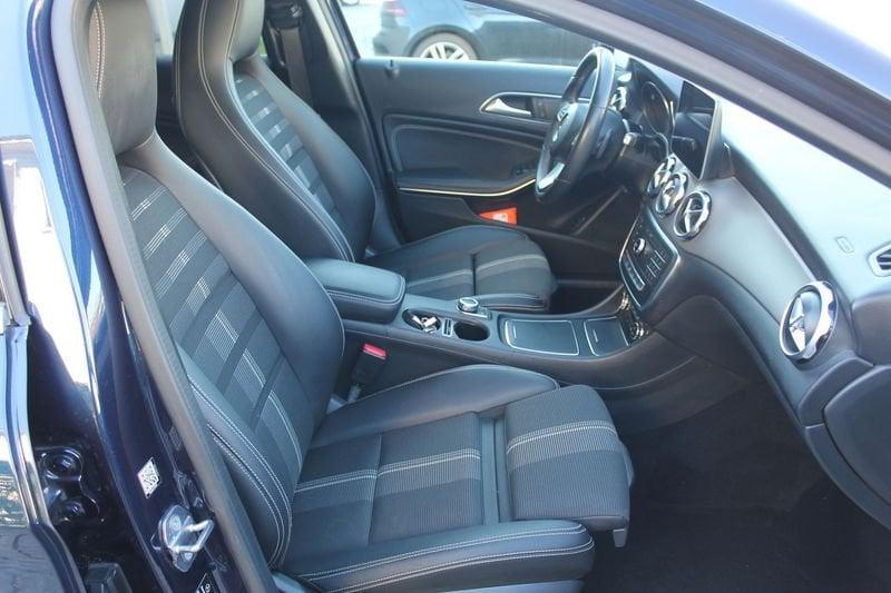 Mercedes-Benz GLA 200 d Automatic 4MATIC Sport