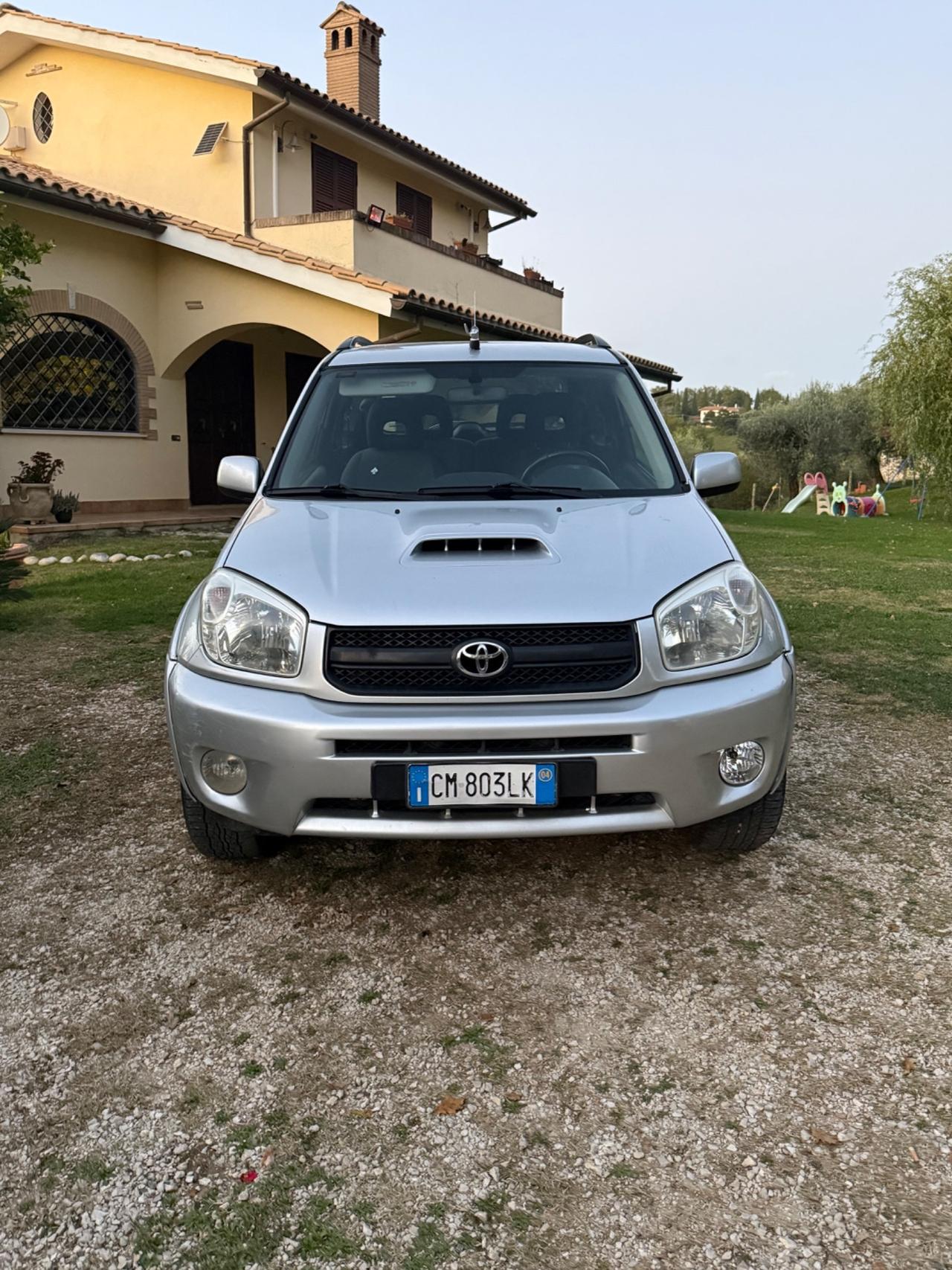 Toyota RAV 4 RAV4 2.0 Tdi D-4D cat 3 porte Sol