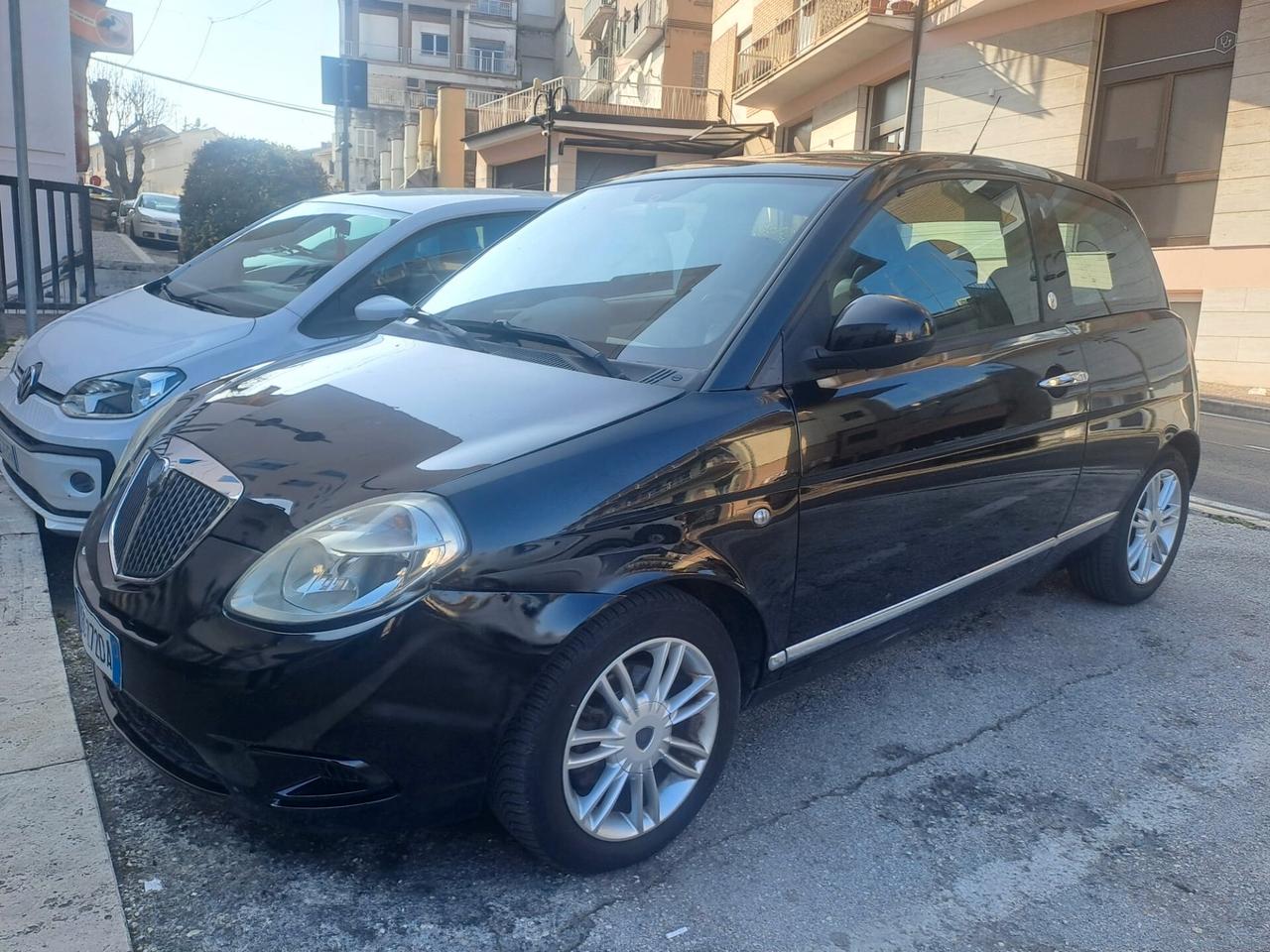 Lancia Ypsilon 1.4 Elle Ecochic GPL